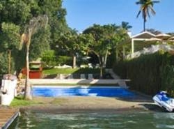 Imagen de la piscina del Hotel Tx. Foto 4