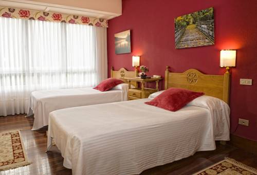 Imagen de la habitación del Hotel Txaraka. Foto 3