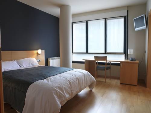 Imagen de la habitación del Hotel Txarriduna. Foto 3