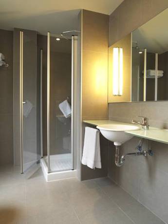 Imagen de la habitación del Hotel Txarriduna. Foto 7