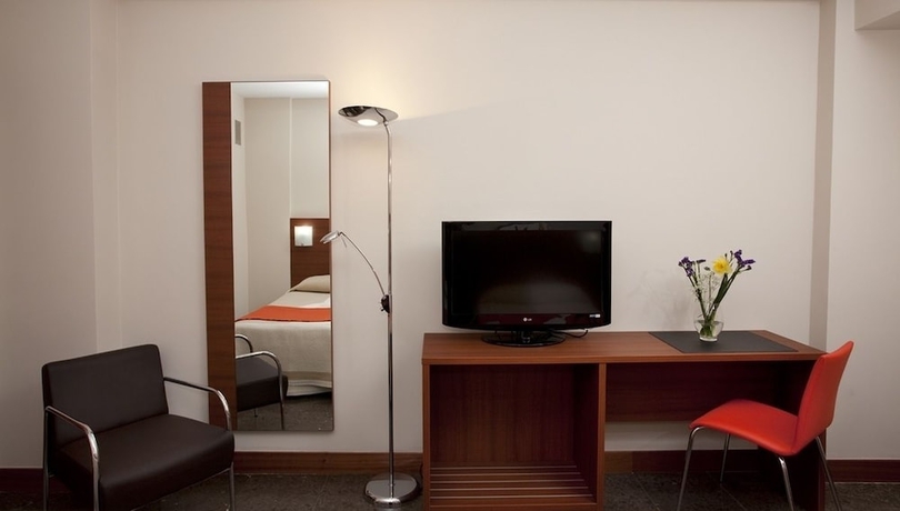 Imagen de la habitación del Hotel Txartel. Foto 17