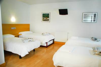 Imagen de la habitación del Hotel Txintxua. Foto 6