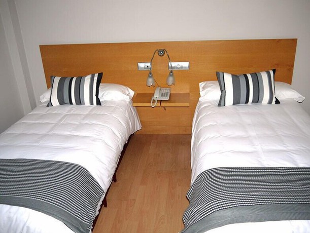 Imagen de la habitación del Hotel Txintxua. Foto 6