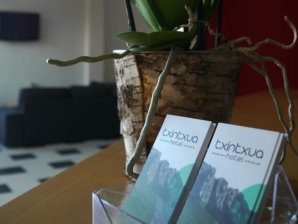 Imagen de los interiores del Hotel Txintxua. Foto 14