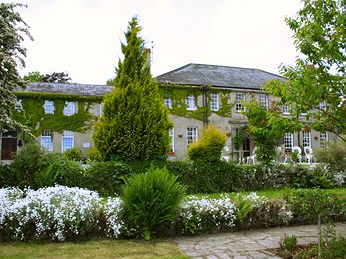 Imagen de los exteriores del Hotel Ty Newydd Country. Foto 15