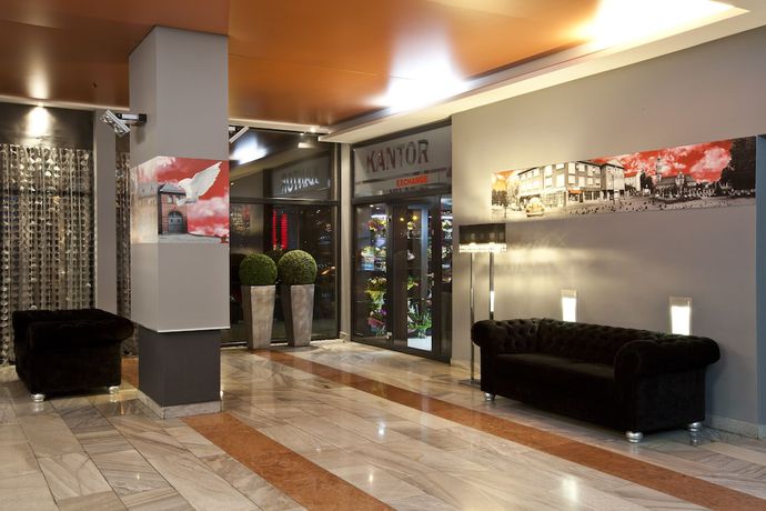 Imagen del bar/restaurante del Hotel Tychy. Foto 2