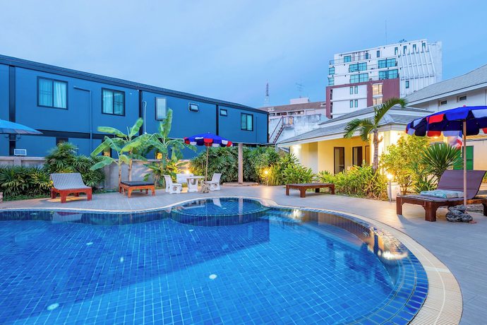 Imagen de la piscina del Hotel Tycoon Place Garden. Foto 19