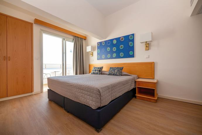 Imagen de la habitación del Hotel Tylos Beach. Foto 18