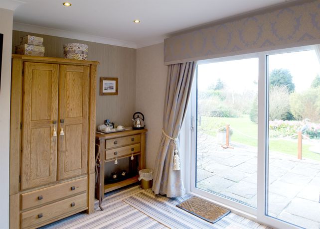 Imagen de los exteriores del Hotel Ty'n Rhos Country House. Foto 15
