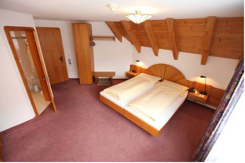 Imagen de la habitación del Hotel Typically Swiss Altana. Foto 11