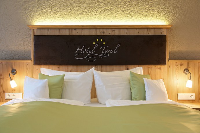 Imagen de la habitación del Hotel Tyrol. Foto 5