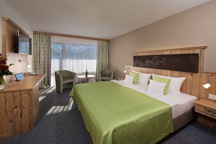 Imagen de la habitación del Hotel Tyrol, Oberstaufen. Foto 8