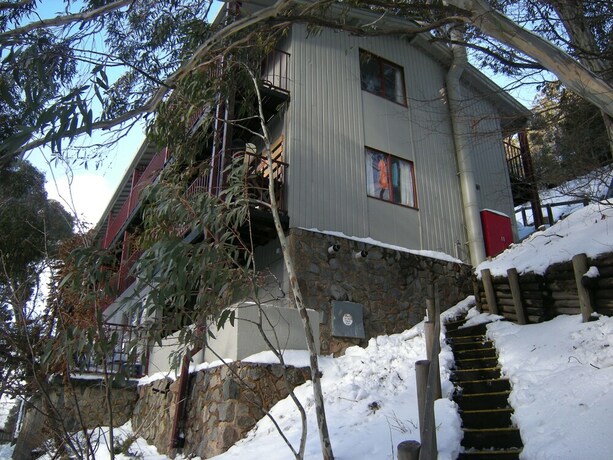 Imagen de los exteriores del Hotel Tyrola 4. Foto 32