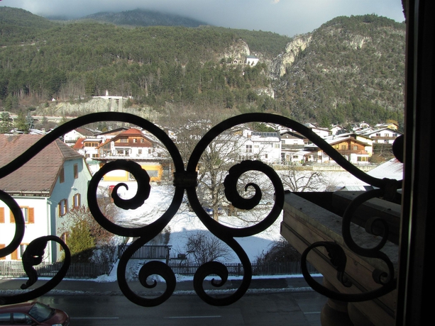 Imagen de la habitación del Hotel Tyrolis. Foto 10