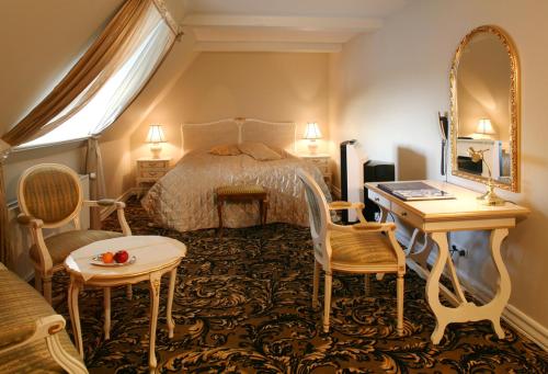 Imagen de la habitación del Hotel Tyrstrup Kro. Foto 5