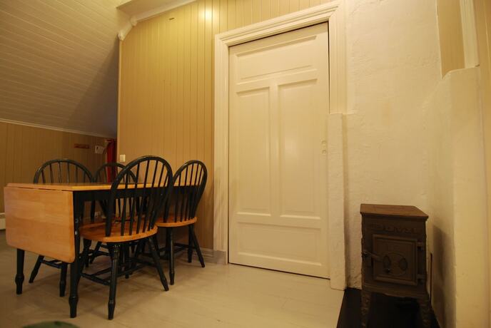 Imagen de la habitación del Hotel Tyskhella Rorbuer. Foto 8