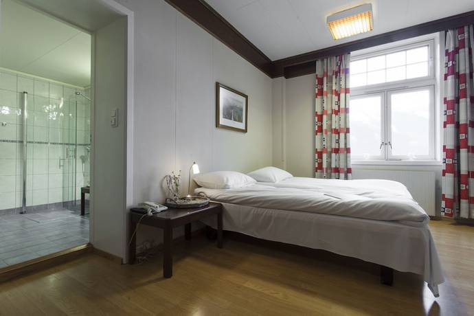 Imagen de la habitación del Hotel Tyssedall. Foto 15