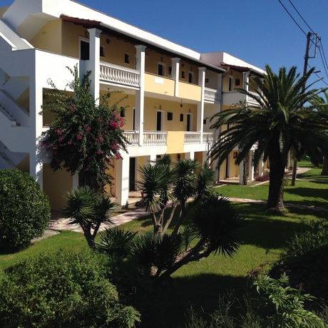 Imagen de los exteriores del Hotel Tzilios Studios. Foto 9