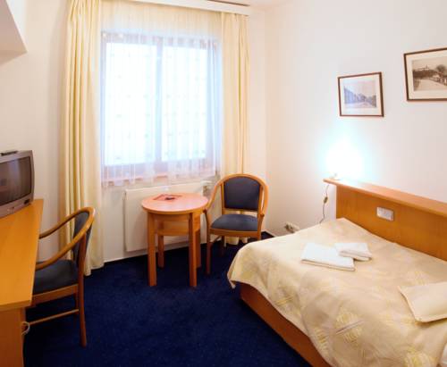 Imagen de la habitación del Hotel U Ber&aacute;nka. Foto 3