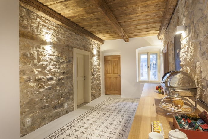 Imagen del bar/restaurante del Hotel U Bílé Lilie. Foto 3