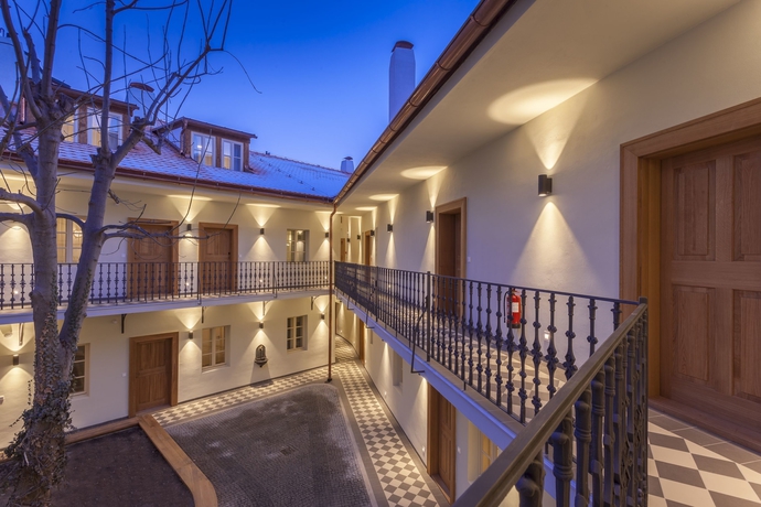 Imagen de los interiores del Hotel U Bílé Lilie. Foto 19