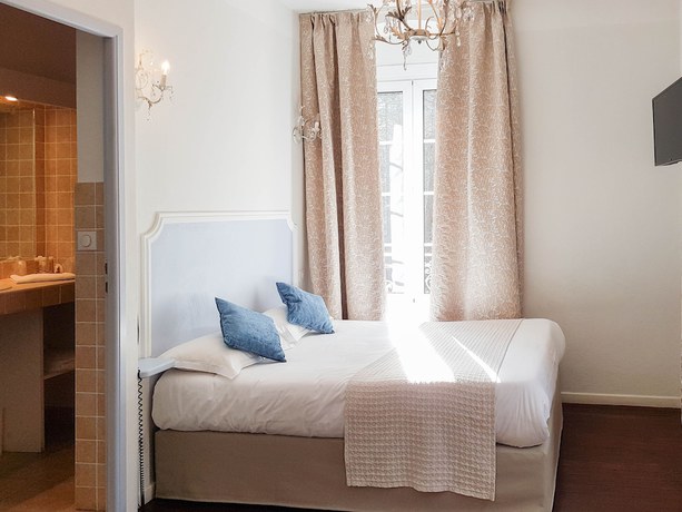 Imagen de la habitación del Hotel U Castellu. Foto 6