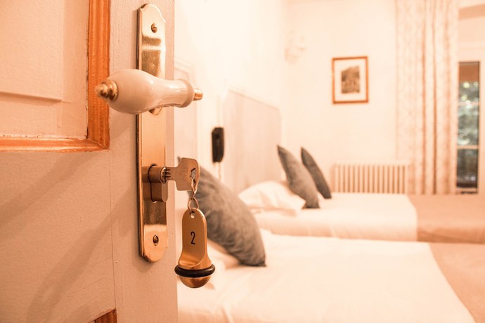 Imagen de la habitación del Hotel U Castellu. Foto 10
