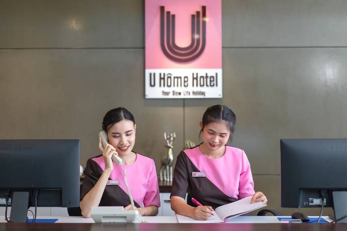 Imagen de los interiores del Hotel U Home. Foto 19