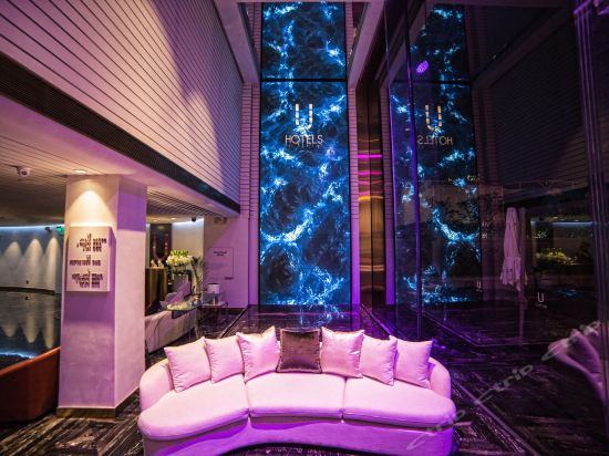 Imagen de los interiores del Hotel U Hotels. Foto 9