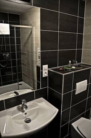 Imagen de la habitación del Hotel U Hradu. Foto 15