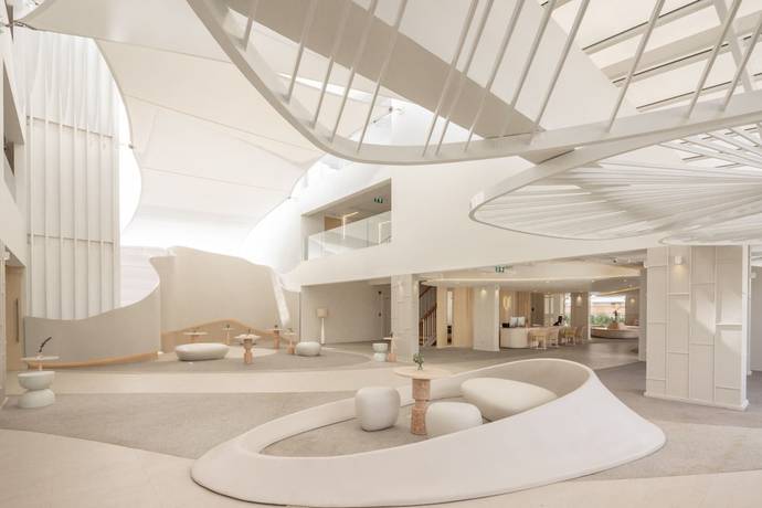 Imagen de los interiores del Hotel U Hua Hin. Foto 17