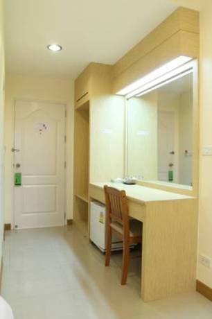 Imagen de la habitación del Hotel U Inn. Foto 10