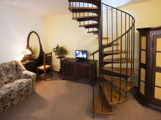 Imagen de los interiores del Hotel U Krize. Foto 12