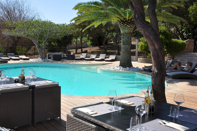 Imagen de los exteriores del Hotel U Paviddonu. Foto 7