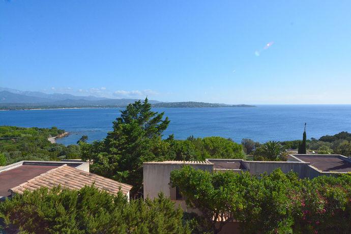 Imagen de los interiores del Hotel U Paviddonu. Foto 13