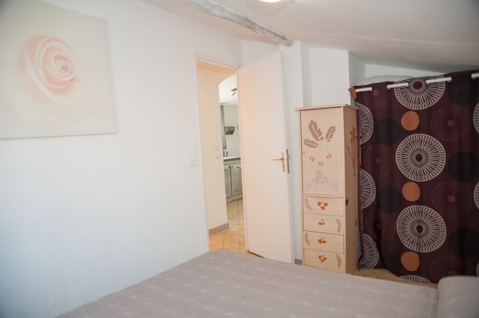 Imagen de la habitación del Hotel U Pirellu R&eacute;sidence. Foto 7