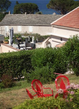 Imagen de los exteriores del Hotel U Pozzu. Foto 14