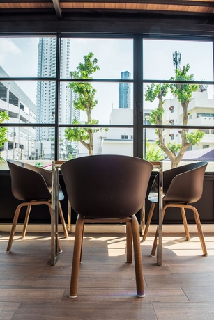 Imagen de los interiores del Hotel U Sabai. Foto 18