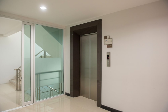 Imagen de los interiores del Hotel U Sabai. Foto 19