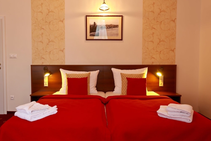 Imagen de la habitación del Hotel U Svatého Jana. Foto 12