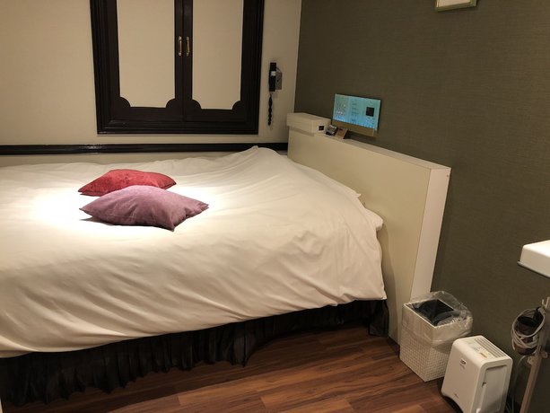 Imagen de la habitación del Hotel U, Tokyo Ciudad. Foto 10