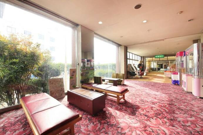 Imagen general del Hotel U Topia. Foto 10