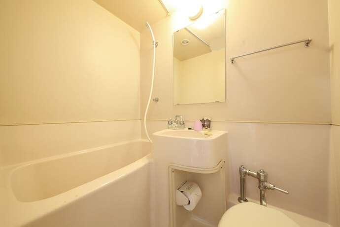 Imagen general del Hotel U Topia. Foto 12