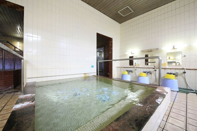 Imagen de la piscina del Hotel U Topia. Foto 31
