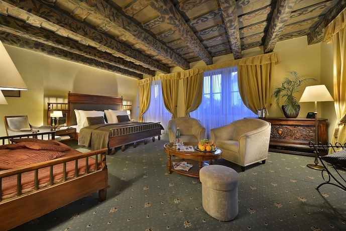 Imagen de la habitación del Hotel U Tri Pstrosu. Foto 2