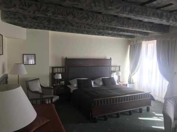 Imagen de la habitación del Hotel U Tri Pstrosu. Foto 10