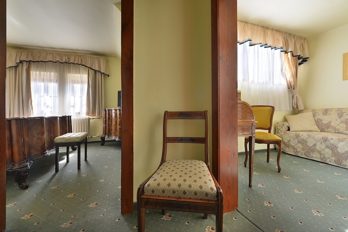 Imagen de la habitación del Hotel U Tri Pstrosu. Foto 13