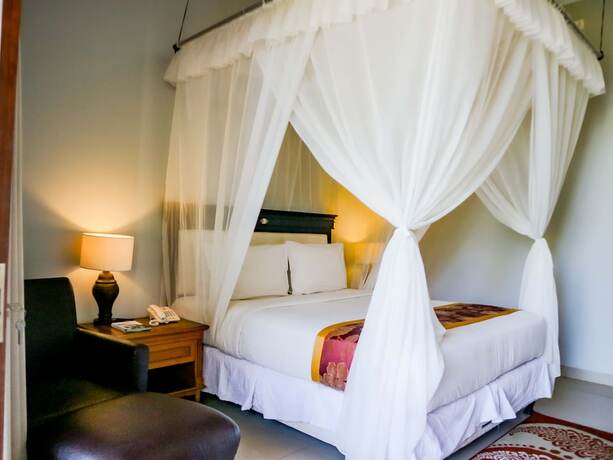 Imagen de la habitación del Hotel U Tube. Foto 21