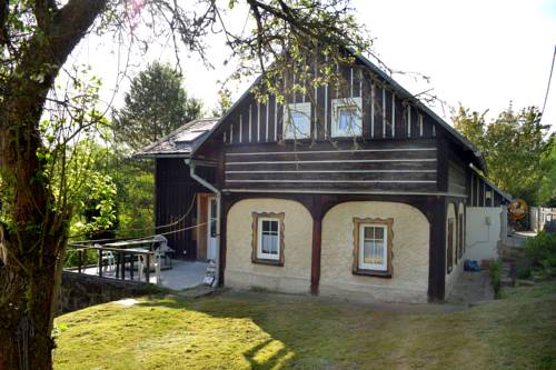 Imagen de la habitación del Hotel U Zelen&eacute;ho Stromu. Foto 9