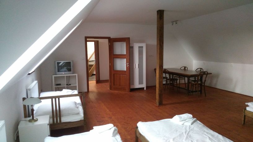 Imagen de la habitación del Hotel U Zelen&eacute;ho stromu. Foto 17